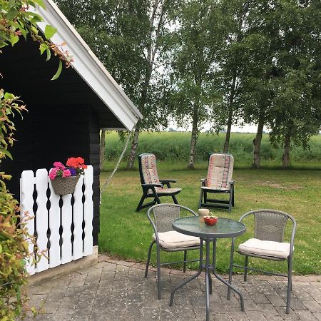 Stunning Romantik Cabin Close To Baltic Sea Idestrup Exterior photo
