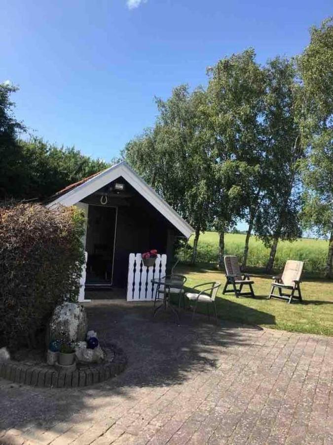 Stunning Romantik Cabin Close To Baltic Sea Idestrup Exterior photo